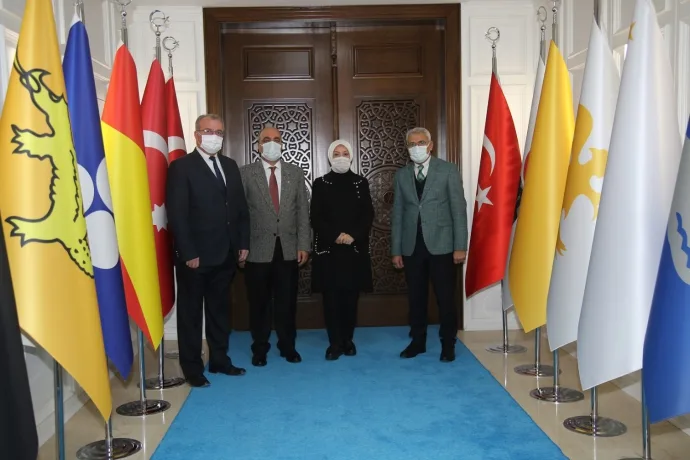 Başkan Güder'den Karakaya Baraj Gölüne prestij proje