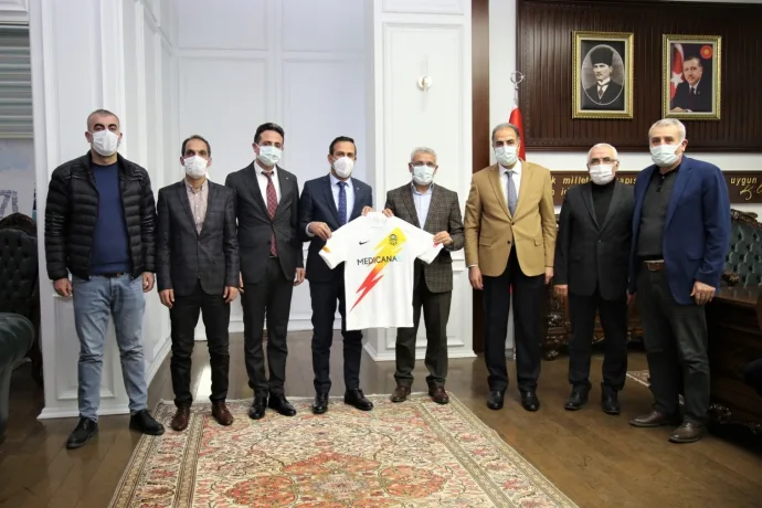 BAŞKAN GÜDER’E ANLAMLI ZİYARET