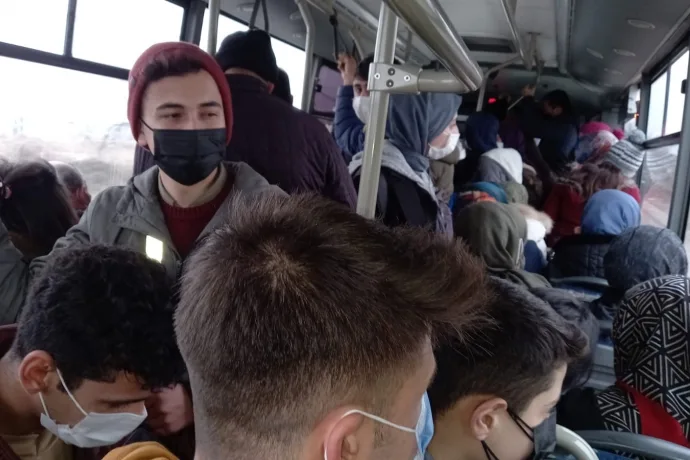 Malatya’da otobüsler balık istifi gibi ancak denetim yok!-VİDEO
