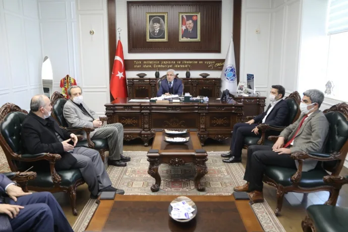 BAŞKAN GÜDER’DEN GENÇLİK YATIRIMLARI İSTİŞARESİ