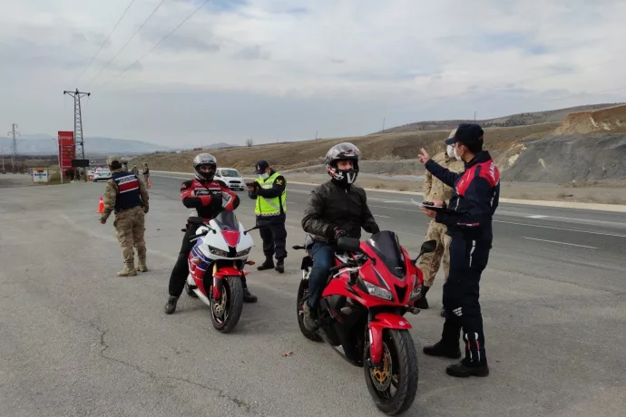 JANDARMADAN MOTOSİKLET VE TRAKTÖR DENETİMİ