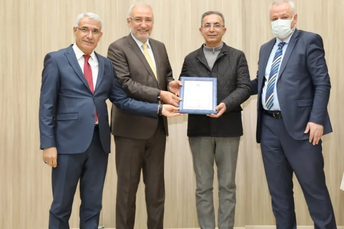BAŞKAN GÜDER, HAYIRSEVER İŞ ADAMLARIYLA BİR ARAYA GELDİ
