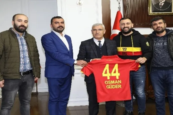 Taraftarlar Derneği'nden Başkan Güder'e ziyaret