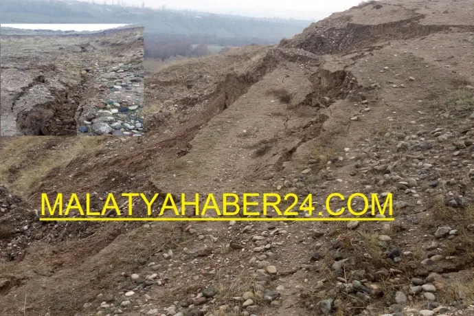 TOPRAK KAYMALARI TEDİRGİN EDİYOR! VİDEO