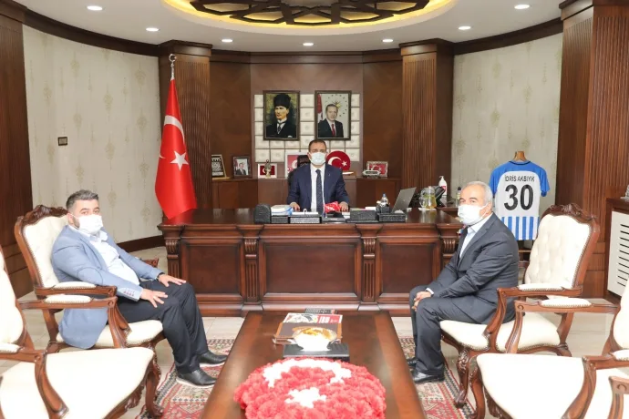 Başkan Altındağ’dan Hakkari Valisine Ziyaret
