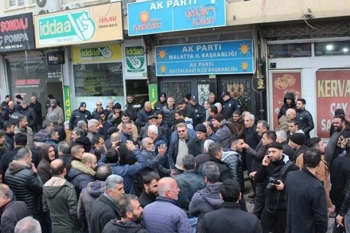 Tütüncü esnafı eylem yaptı
