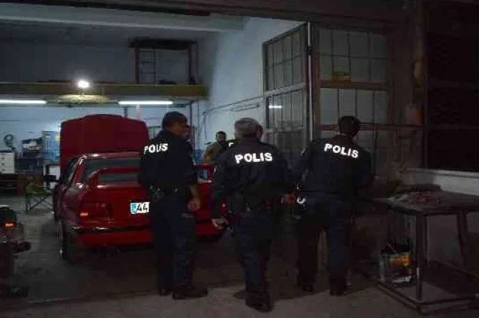 Adres sorma bahanesiyle gelip silahla ateş açtı
