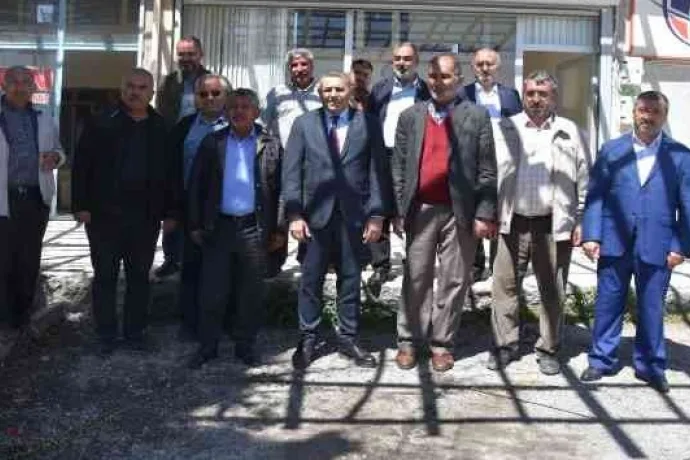 Başkan Sadıkoğlu: “Akaryakıt zamları nakliye sektörünün belini büküyor”