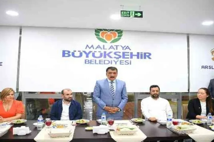 Gürkan, TOBB İstanbul genç girişimciler kurulu üyeleriyle bir araya geldi