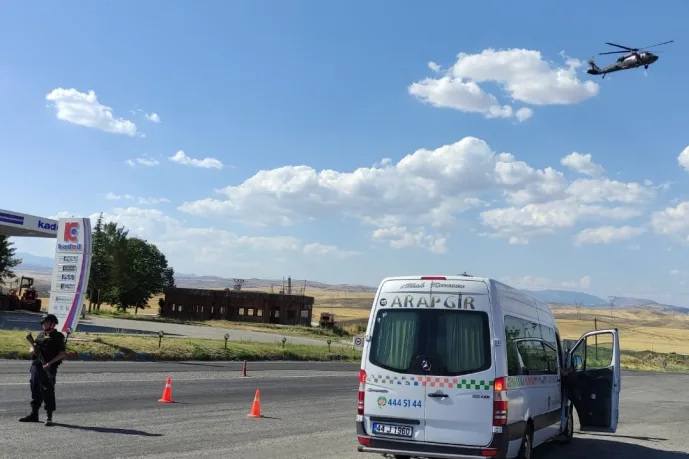 JANDARMA TRAFİK TİMLERİ HELİKOPTER VE DRONE İLE DENETLEME YAPIYOR