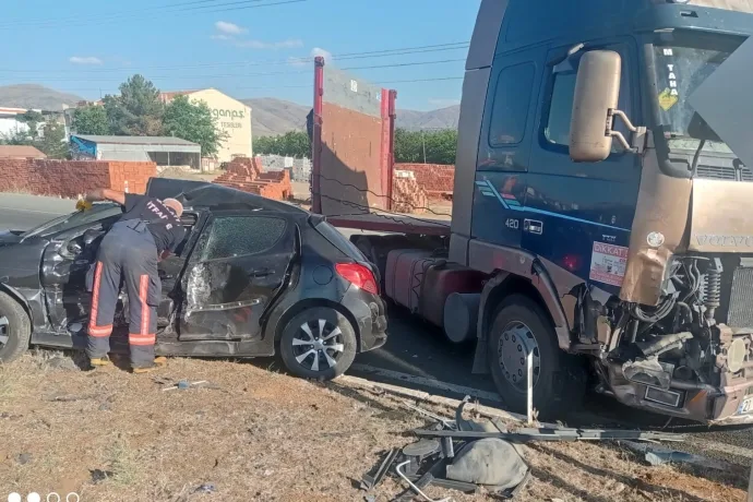 Malatya'da iki araç çarpıştı: 1 yaralı