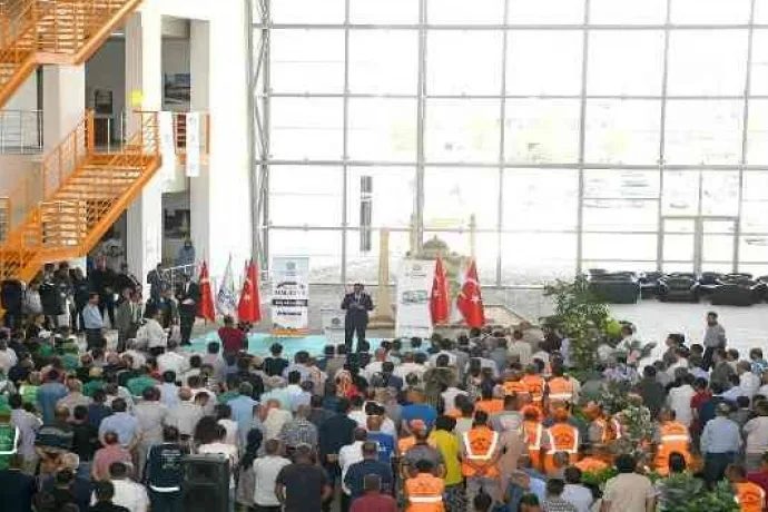 Başkan Gürkan personelle bayramlaştı