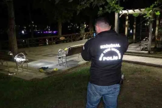 Alacak verecek meselesi yüzünden ortağını bıçakladı