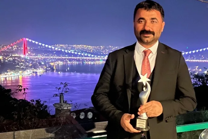 MİLLİYETÇİ HAREKET PARTİSİ MALATYA İL BAŞKANI MESUT SAMANLI’YA YILIN EN BAŞARILI İL BAŞKANI ÖDÜLÜ