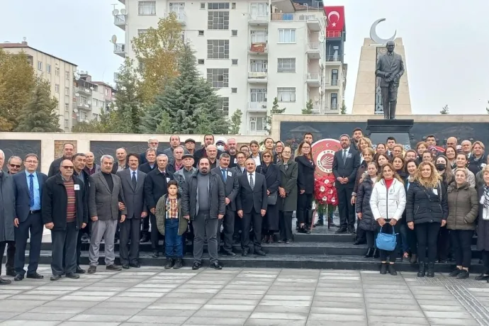 KİRAZ; “ATATÜRK ANITINI DEĞİŞTİRMEZSENİZ, BİZ CHP OLARAK GÖRKEMLİ BİR ANIT YAPMAYA TALİBİZ”