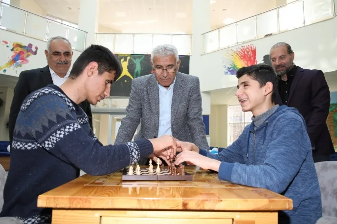 BATTALGAZİ’DE ÖNCE ÖĞRENDİLER SONRA ÖZEL TURNUVAYA KATILDILAR