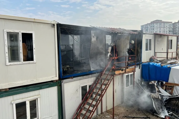 Malatya'da şantiyede korkutan yangın