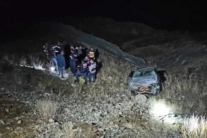 60 Metreden Şarampole Uçtu: 1 Ölü, 1 Yaralı