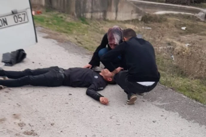 Aracıyla 40 Metre Yükseklikten Uçtu