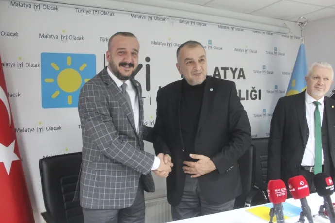 İYİ Partili Şahin Milletvekili aday adaylığını açıkladı