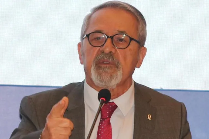 Naci Görür'den Kafa Karıştırcı Açıklama