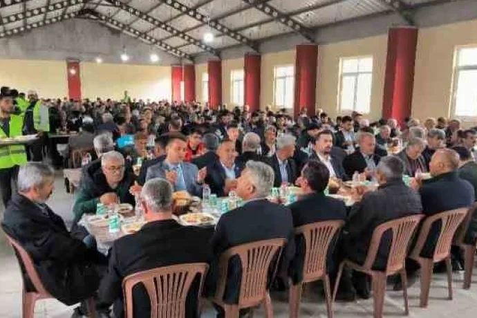 Depremde vefat edenler için mevlit okutuldu