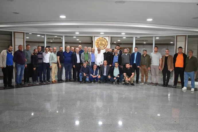 Depremzede kırtasiyeciler yaralarını birlikte saracak