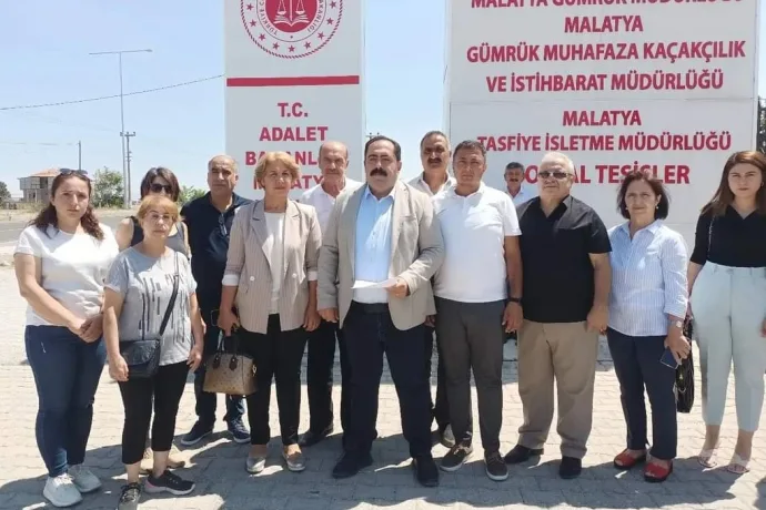 TRT GENEL MÜDÜRÜ YANLI YAYINLARIYLA SUÇ İŞLEMEKTEDİR