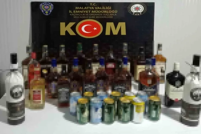 Şüphe üzerine durdurulan araçta kaçak alkol ele geçirildi