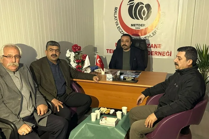 CHP’li karakuş’tan Eczane Teknisyenleri Derneği’ne Ziyaret