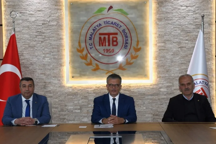 PROF. DR. GEZER: BÜYÜKŞEHİR BELEDİYESİ’Nİ KAYISI ÇALIŞMALARININ MERKEZİ HALİNE GETİRECEĞİZ”