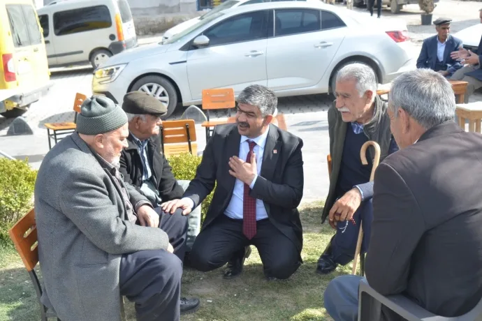Karakuş : Yaşlılar, kültür yaşamımızı yarınlara taşımayı sağlayan en önemli varlıklarımızdır.