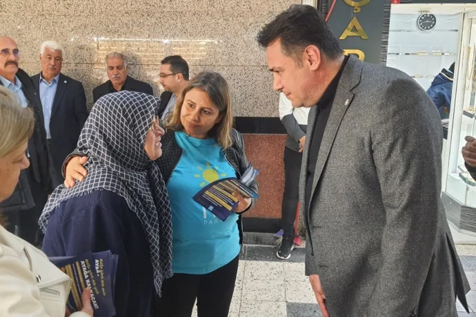 İYİ PARTİ MALATYA BELEDİYE BAŞKAN ADAYLARI  KAPALI ÇARŞI ESNAFINI ZİYARET ETTİ
