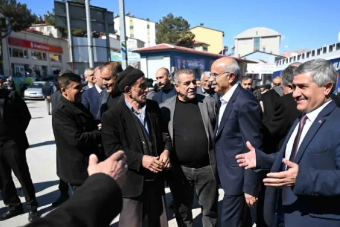 AK Parti Büyükşehir Belediye Başkan Adayı Sami Er Arapgir ilçesini ziyaret etti