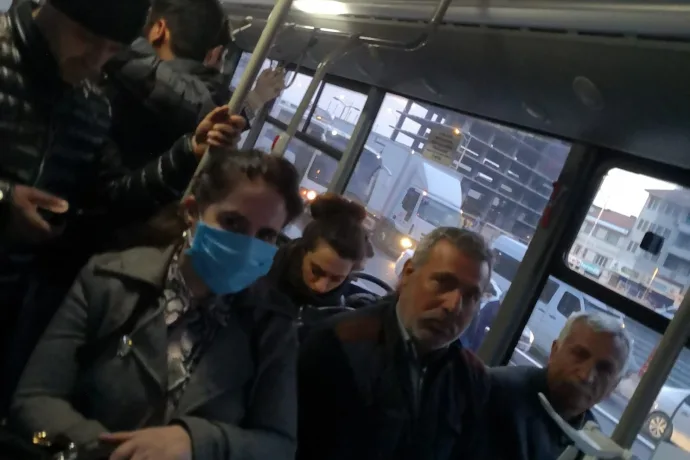 malatya da bazı özel halk otobüsleri daha çok para kazanmak amacıyla halkın canıyla oynuyorlar video