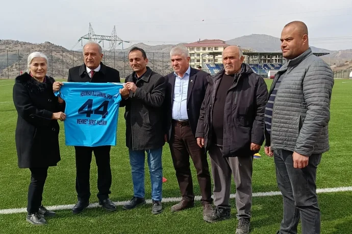 Başkan Yıldırım’dan Hekimhan Belediyesi Girmanaspor’a tam destek
