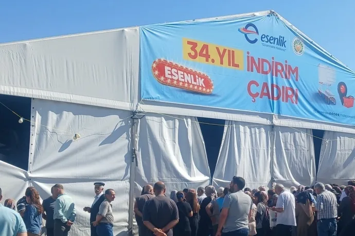 Büyükşehir Esenlik Marketler esnafı mağdur etti