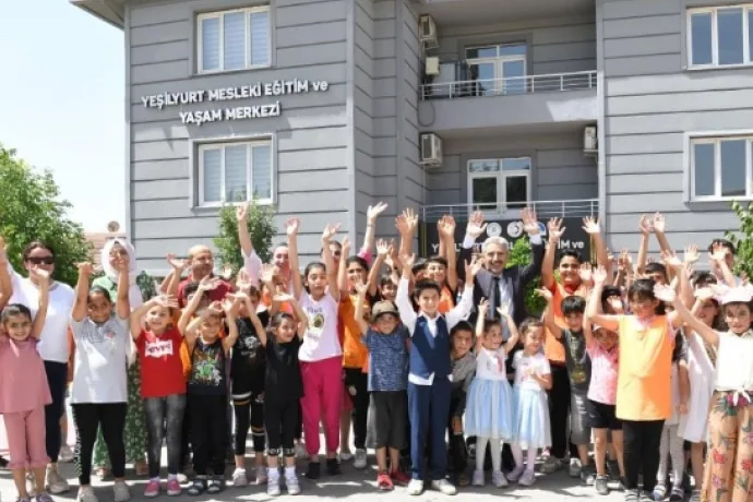 Yeşilyurt Mesleki Eğitim ve Yaşam Merkezindeki Çocuk Şenliği Renkli Anlara Sahne Oldu