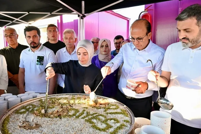 Başkan Geçit: “Toplumun tüm kesimlerine sevgi ve muhabbetle yaklaşıyoruz”