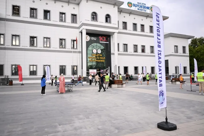 Battalgazi’de Yaz Akşamları Programı Büyük İlgi Gördü