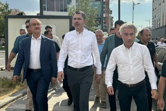 Bakan Kurum, sorunları yerinde dinledi çözüm üretti
