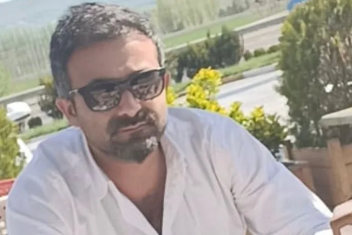AK Parti Dilekte Emin Ellerde