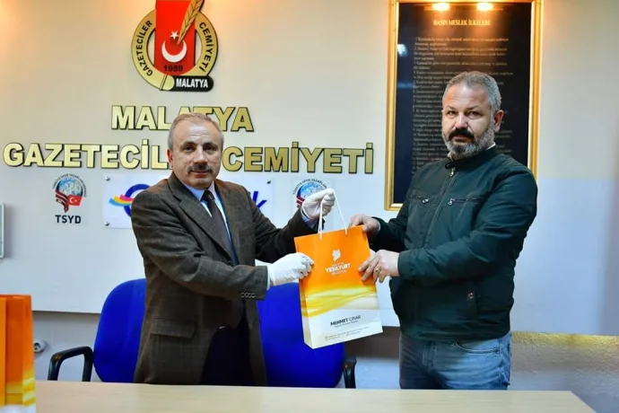 Koronavirüs İle Mücadelede Etkin Rol Oynayan Basın Mensuplarımızın Yanındayız”