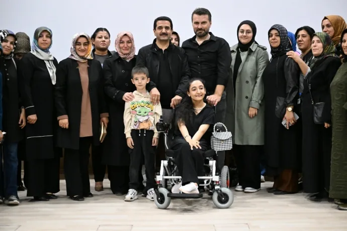 Abdurrahman Uzun, Battalgazi’de Gençlerle Buluştu