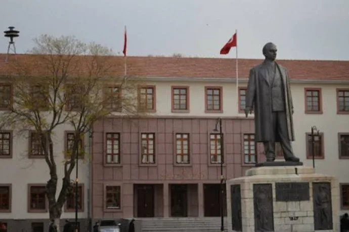 Malatya Valiliği'nden 18-20 Yaş Arası İçin Yeni Karar