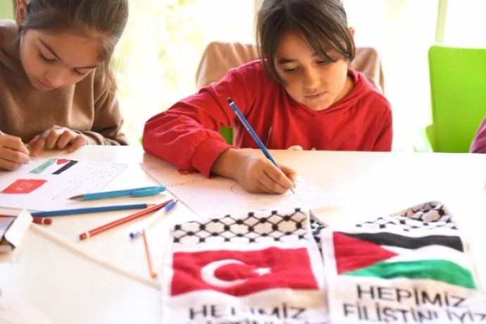 “Bize Savaşsız Bir Dünya Bırakın”