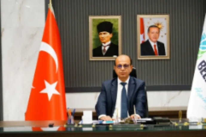 Başkan Geçit’ten 29 Ekim Cumhuriyet Bayramı Mesajı; Yeşilyurt Belediye Başkanı Prof. Dr. İlhan Geçit, 29 Ekim