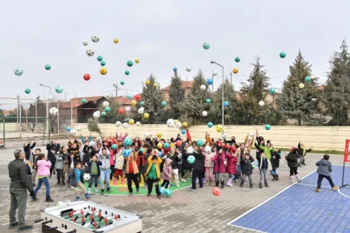 Yeşilyurt Belediyesi’nin ‘Spor İstasyonları’ projesine yoğun ilgi