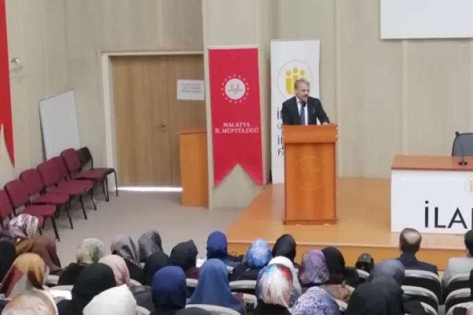 Malatya’da öğrenci ve gençlere manevi danışmanlık ve rehberlik eğitimi