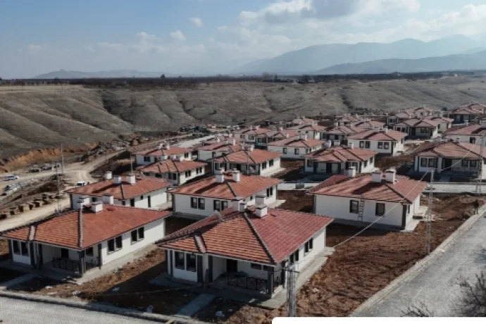 Malatya’da depremzedeler evlerine kavuşuyor